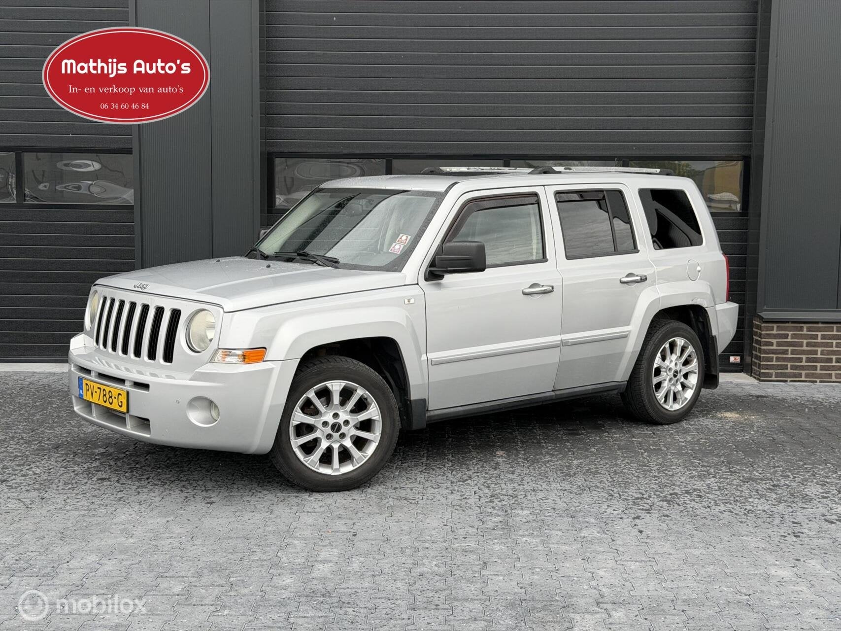 Jeep Patriot 2.4 Limited 4x4 automaat!, Auto's, Automaat, 450 kg, 4 cilinders, Patriot