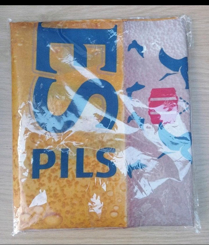 Belgische vlag Maes pils nieuw in verpakking, Verzamelen, Merken en Reclamevoorwerpen, Ophalen, Nieuw