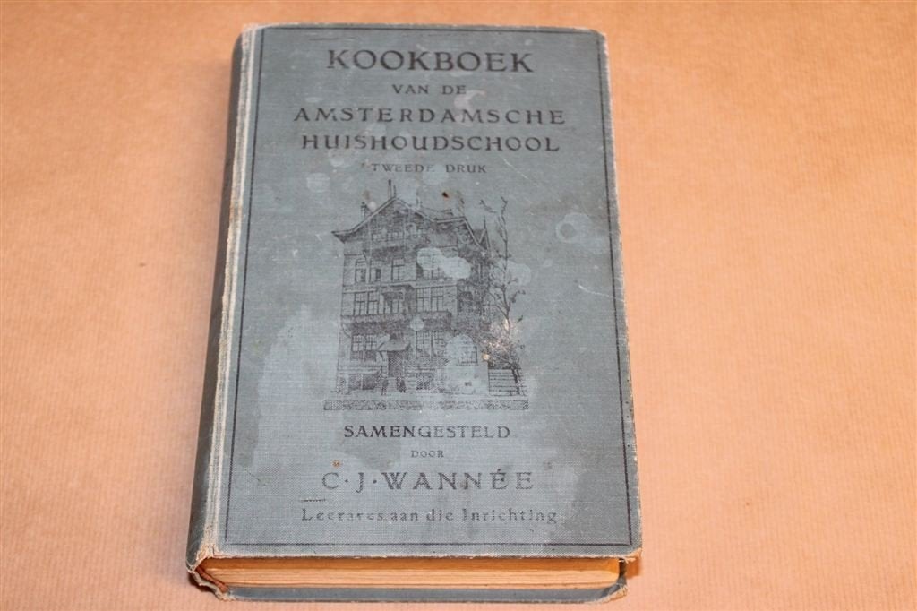 Kookboek Ams. Huishoudschool Wannée — Zeldzaam, 2e dr. 1911, Ophalen of Verzenden, Gelezen