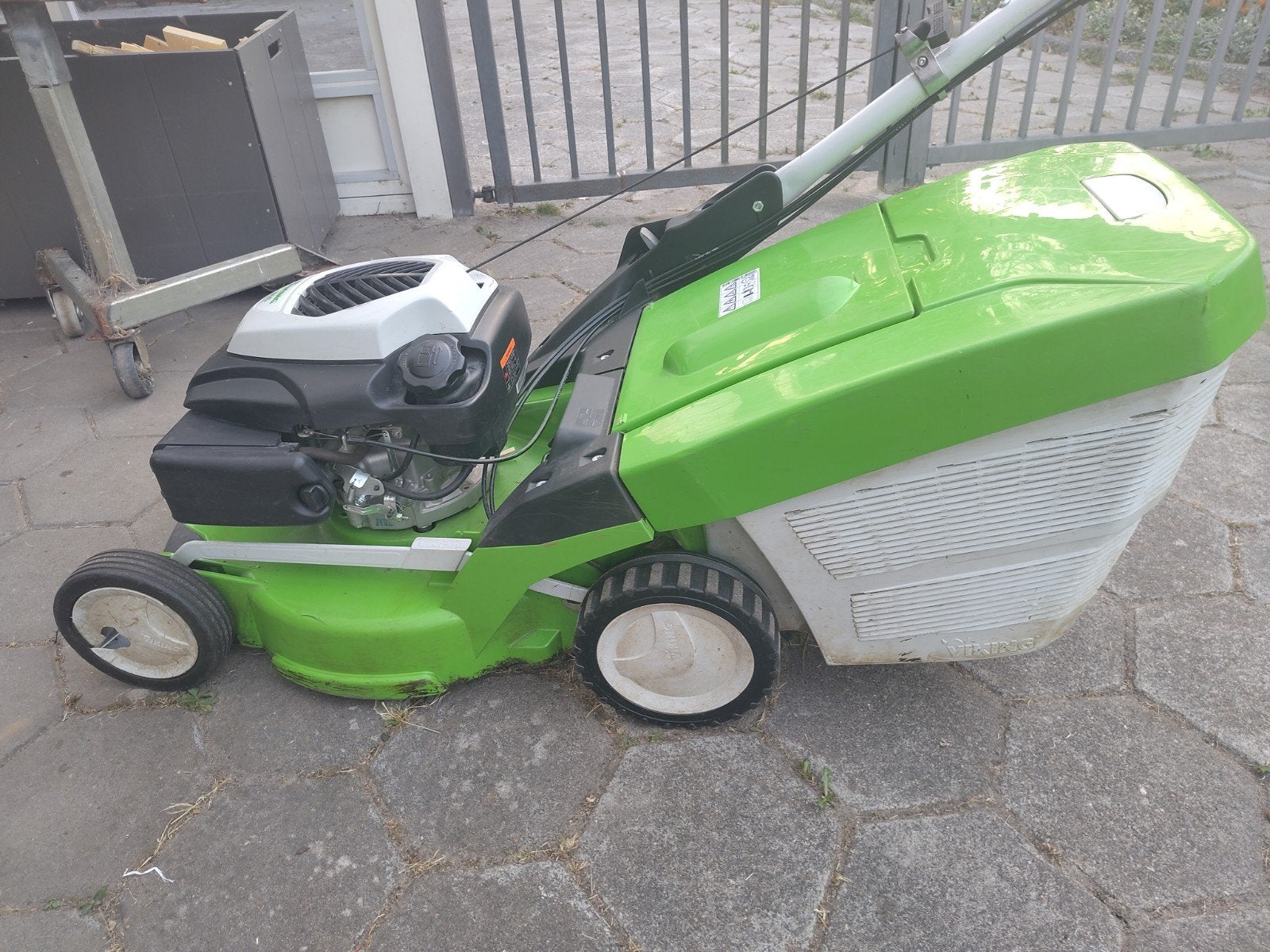 Viking MB 650 V Benzine Grasmaaier 4-takt in goede staat, Ophalen, Gebruikt