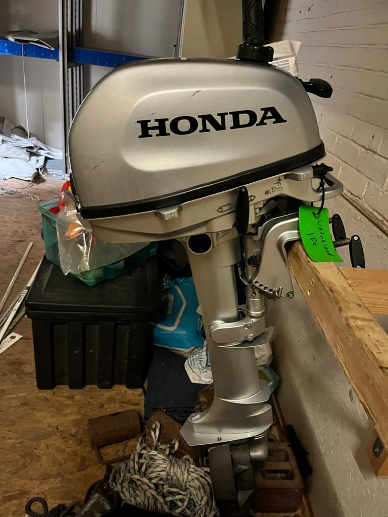 Honda BF6AH Buitenboordmotor langstaart 6 PK - als nieuw, Watersport en Boten, Ophalen, 5 tot 10 pk, Viertaktmotor, Zo goed als nieuw
