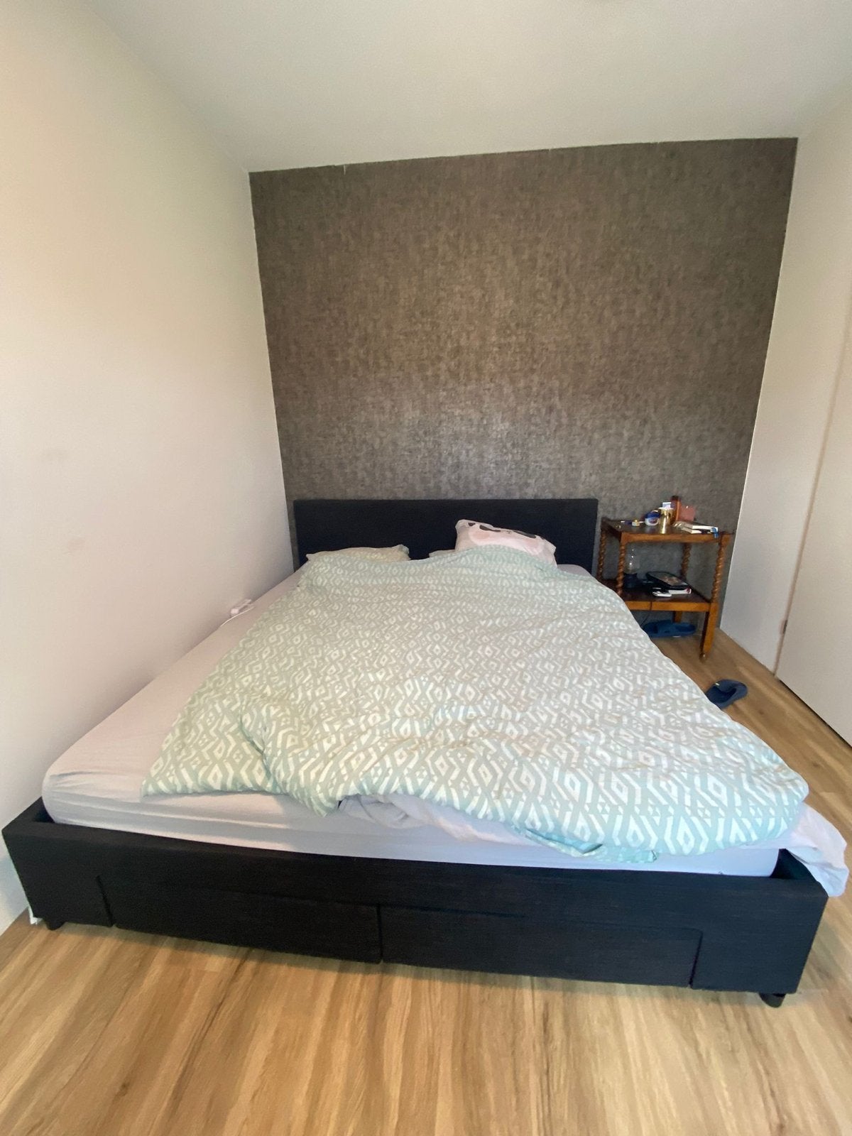 Moet weg deze week! Tweepersoonsbed frame 180x200, Ophalen, Gebruikt, Zwart, Tweepersoons