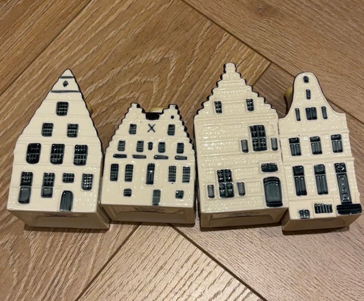 KLM-huisjes Bols #35, 40, 82 en 87 – Nieuwstaat, Ophalen of Verzenden, Zo goed als nieuw, 81 t/m 91, Gevuld