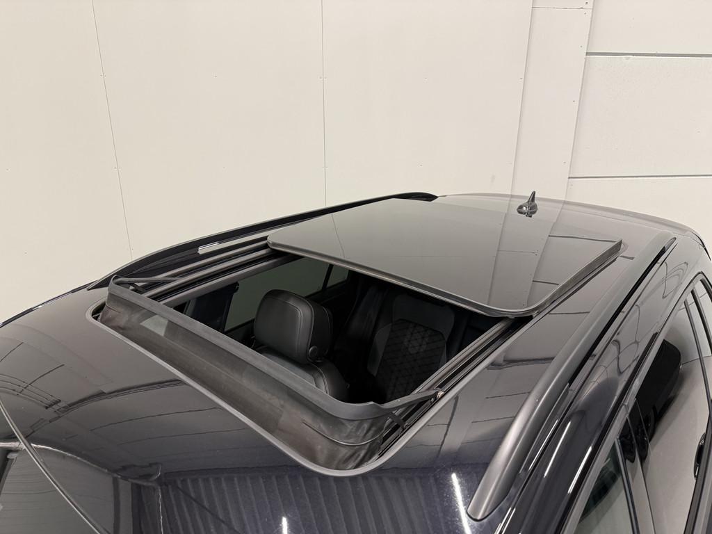 Volkswagen Tiguan 1.4 TSI eHybrid 3xR-Line PANO/TREKHAAK/HEA, Auto's, 1716 kg, Zwart, 4 cilinders, Met garantie (alle)