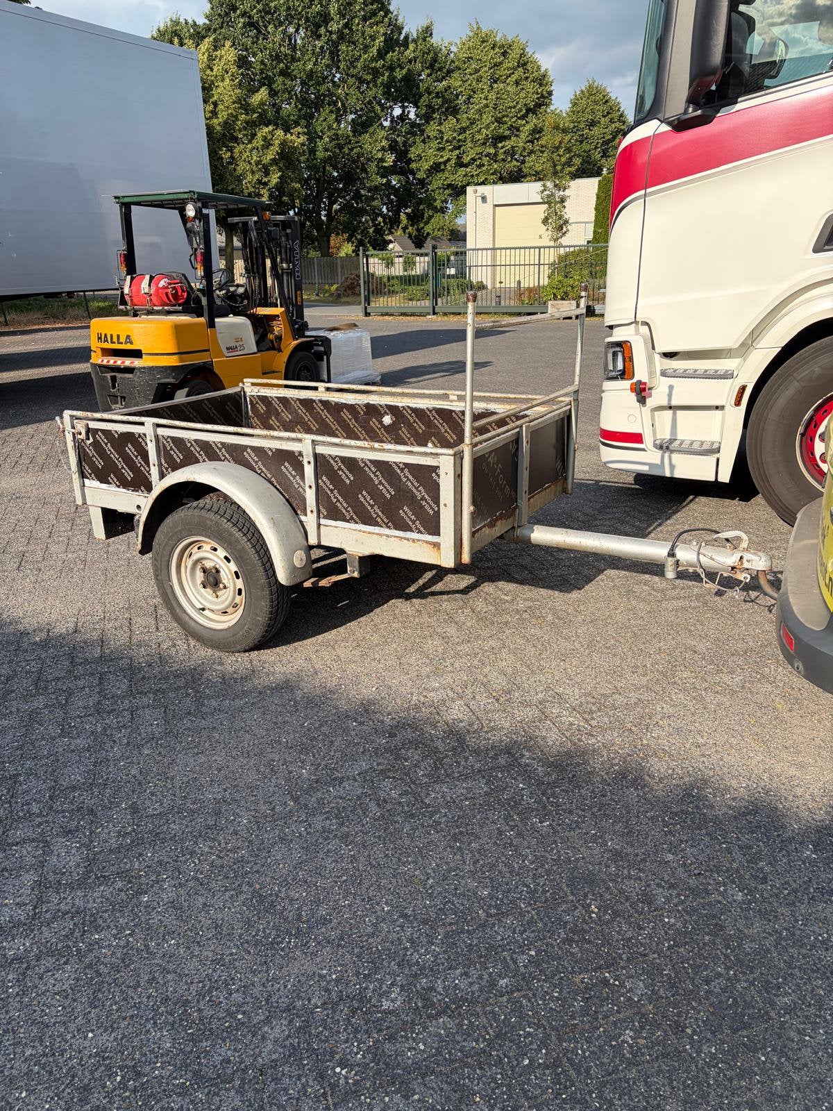 Te huur 1 assige aanhanger, Auto diversen, Aanhangwagen-onderdelen, Ophalen