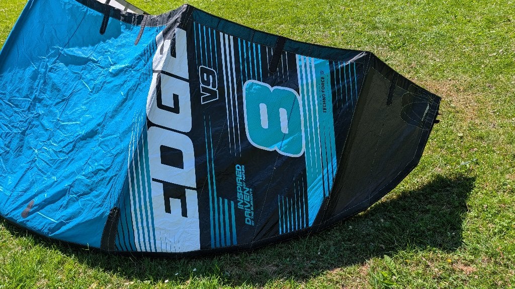 Ozone edge kite V9 8m incl bar en tas. In goede staat, Gebruikt, Kitesurf-set, 8 m², Geen board