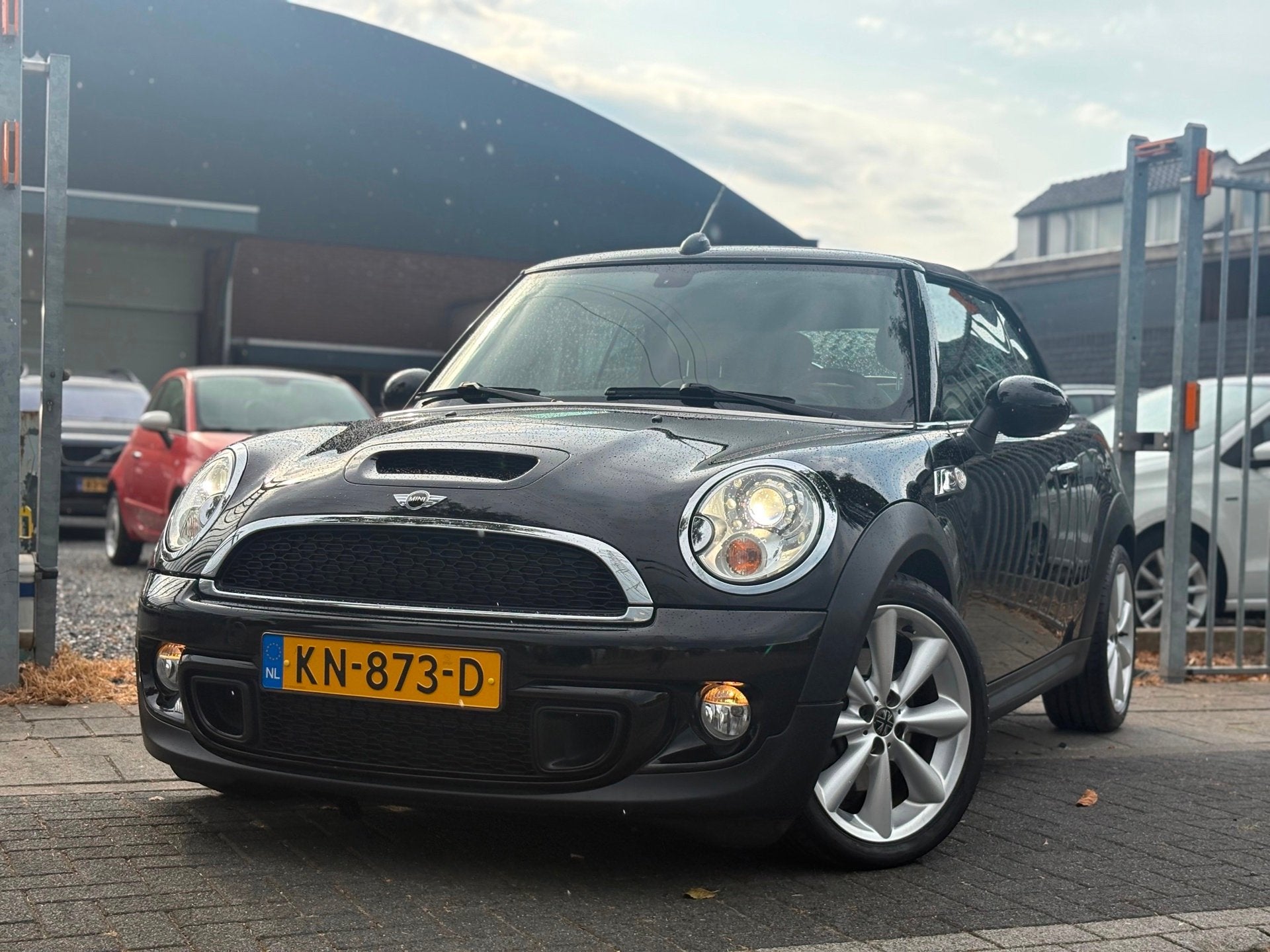 Mini Cabrio 1.6 Cooper S Chili | Automaat | Xenon | Leder |, Auto's, Mini, Euro 5, 15 km/l, Gebruikt, Beige