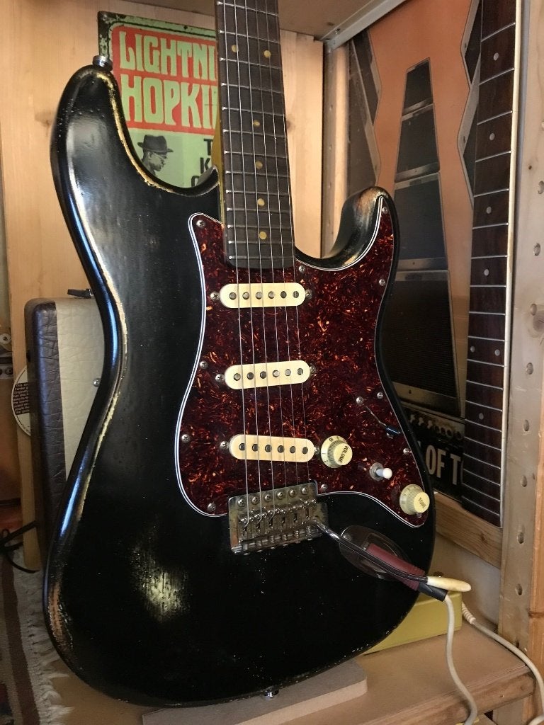 Stratocaster Blackie AlnicoV pickups, Ophalen of Verzenden, Zo goed als nieuw, Solid body, Overige merken