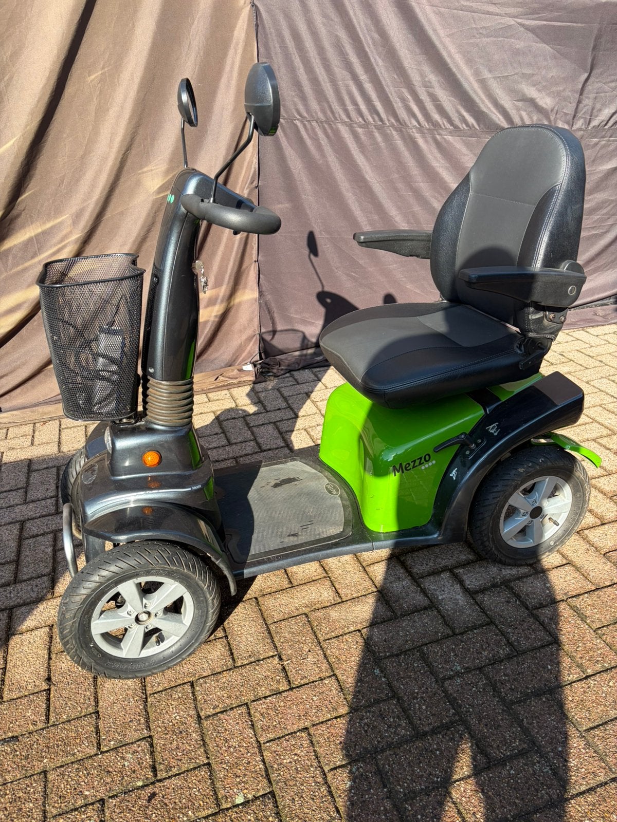 Scootmobiel merk Mezzo, Ophalen, Zo goed als nieuw, 16 km/u of meer