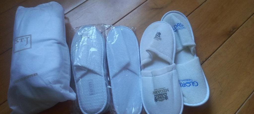 12 setjes hotelpantoffels - maat S en M., Ophalen of Verzenden, Nieuw, Wit, Pantoffels of Sloffen