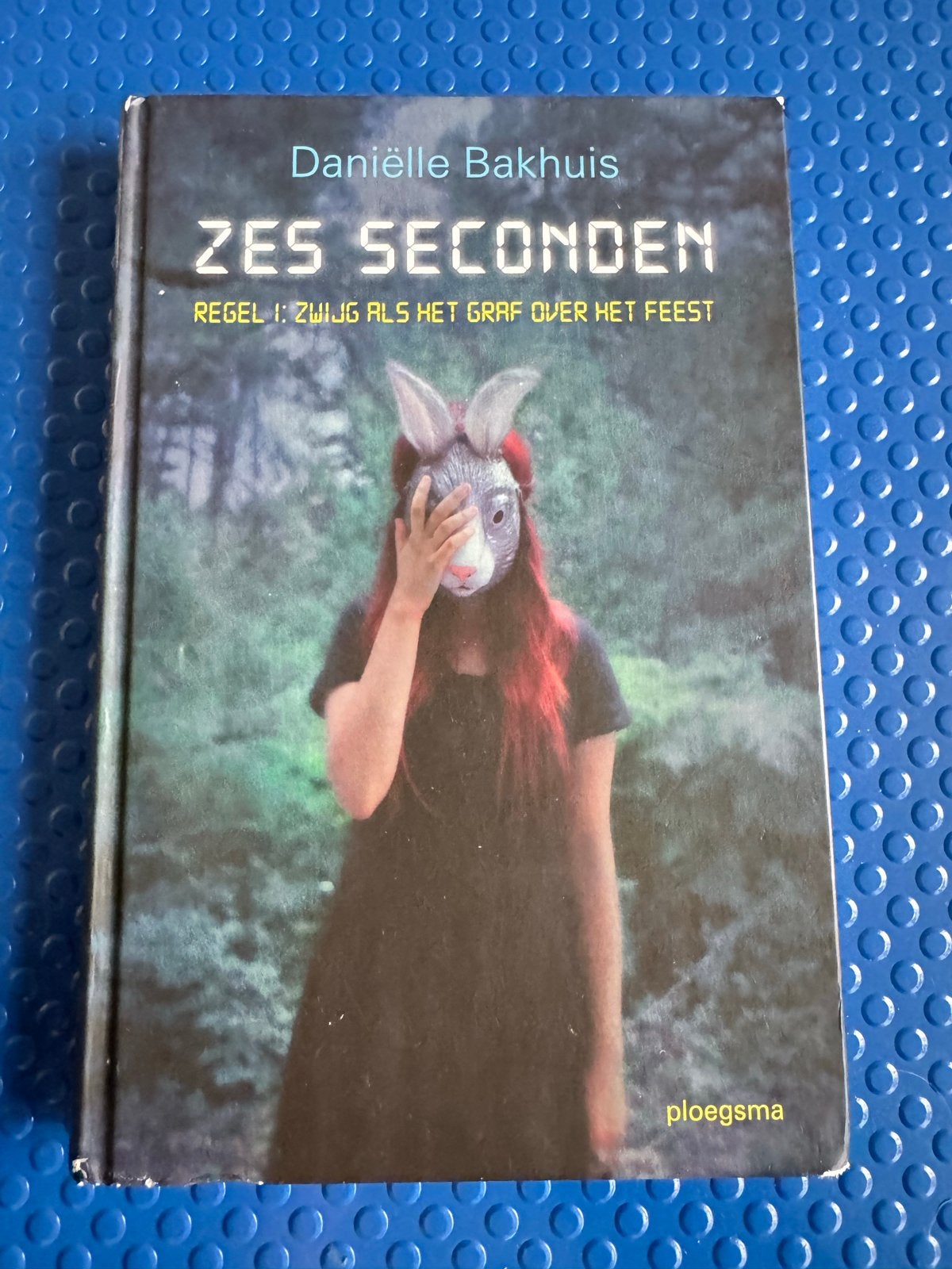 Zes Seconden - Daniëlle Bakhuis (Jeugdthriller), Ophalen of Verzenden, Gelezen