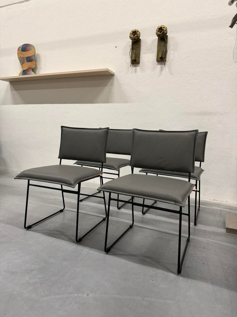 4 Nieuw Jess Design Norman eetkamerstoel Grijs leer Stoel, Nieuw, Leer, Ophalen of Verzenden, Vier
