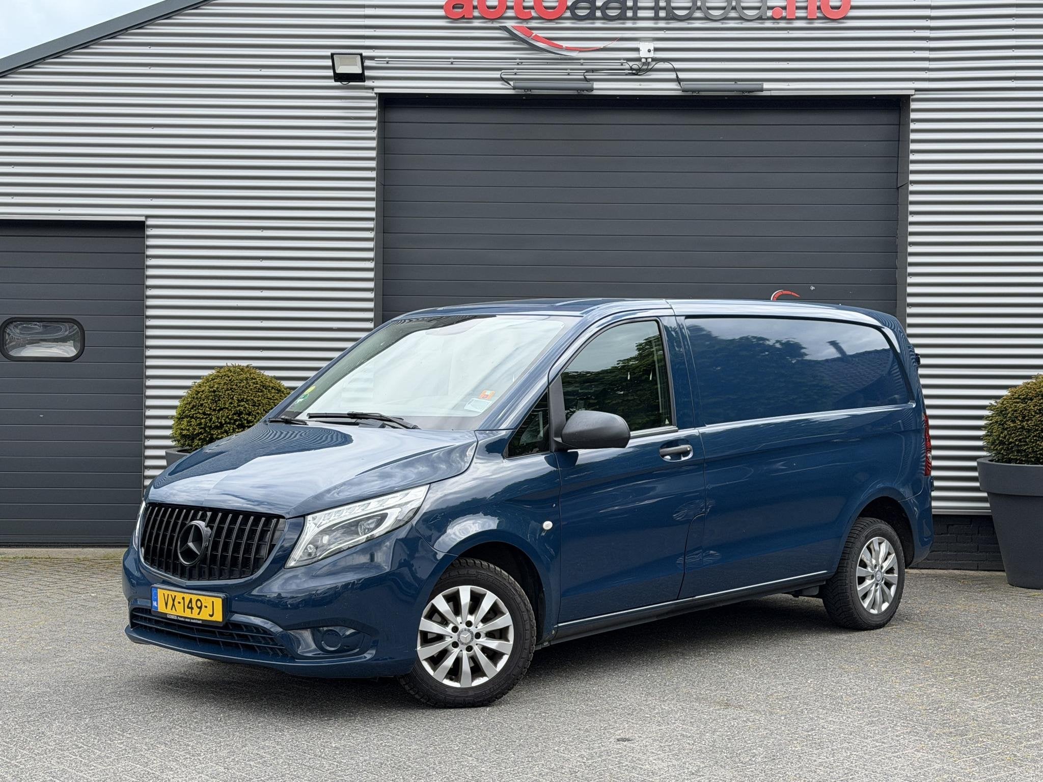 Mercedes-Benz Vito 114 CDI Lang | Trekhaak | Cruise Control, Auto's, Automaat, Euro 5, Gebruikt, Start-stop-systeem