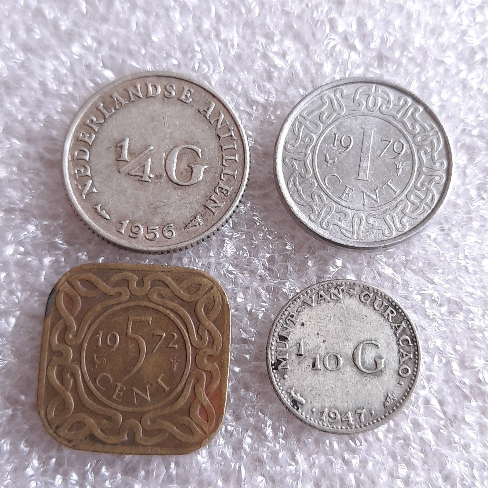 Vier Munten, ook Zilver, Antillen, Suriname en Curaçao, Postzegels en Munten, Munten | Nederland, Verzenden, Koningin Juliana