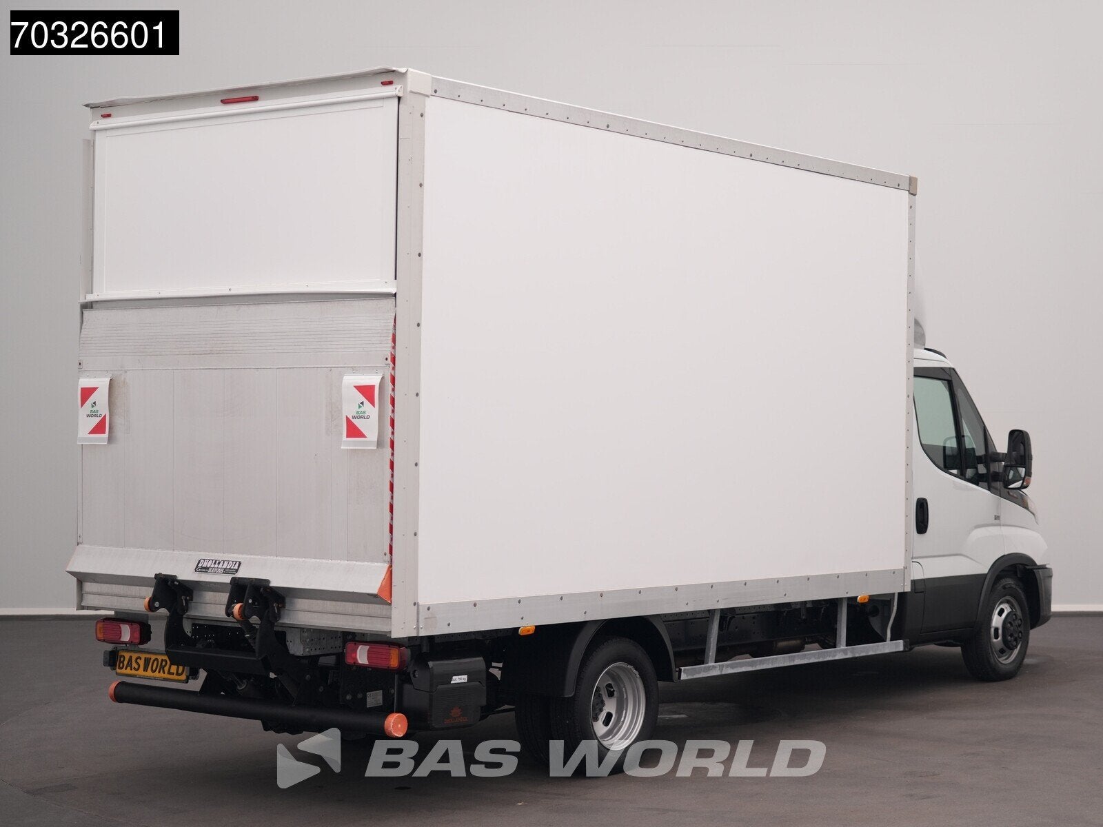 Iveco Daily 35C16 3.0L Laadklep Dubbellucht Bakwagen 160PK M, Stof, Gebruikt, Euro 6, 4 cilinders