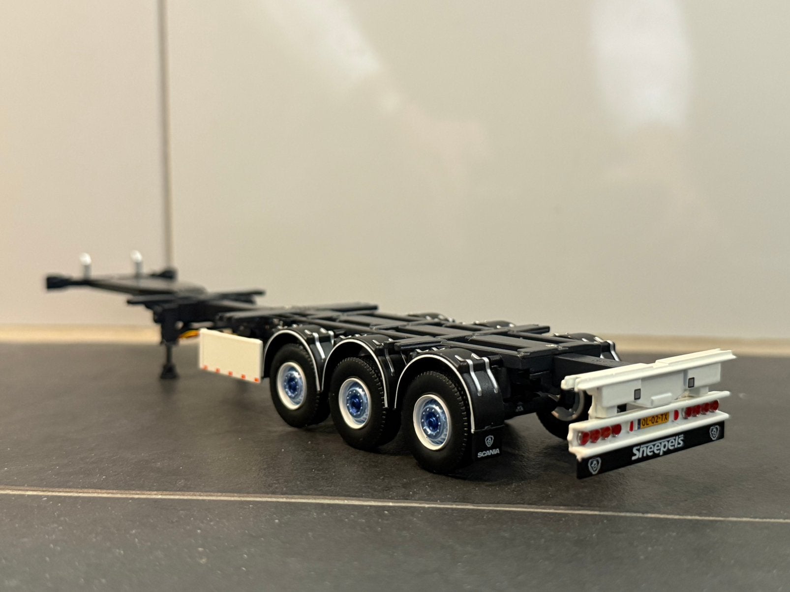 Tekno sneepels container chassis, Ophalen of Verzenden, Zo goed als nieuw, Bus of Vrachtwagen, Tekno