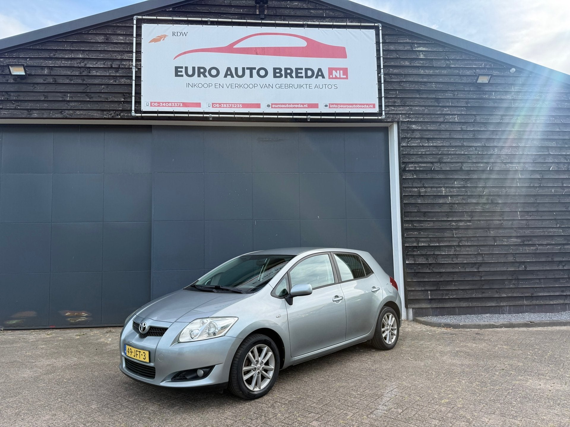 Toyota Auris 1.6-16V Dynamic, Voorwielaandrijving, 450 kg, Gebruikt, 4 cilinders