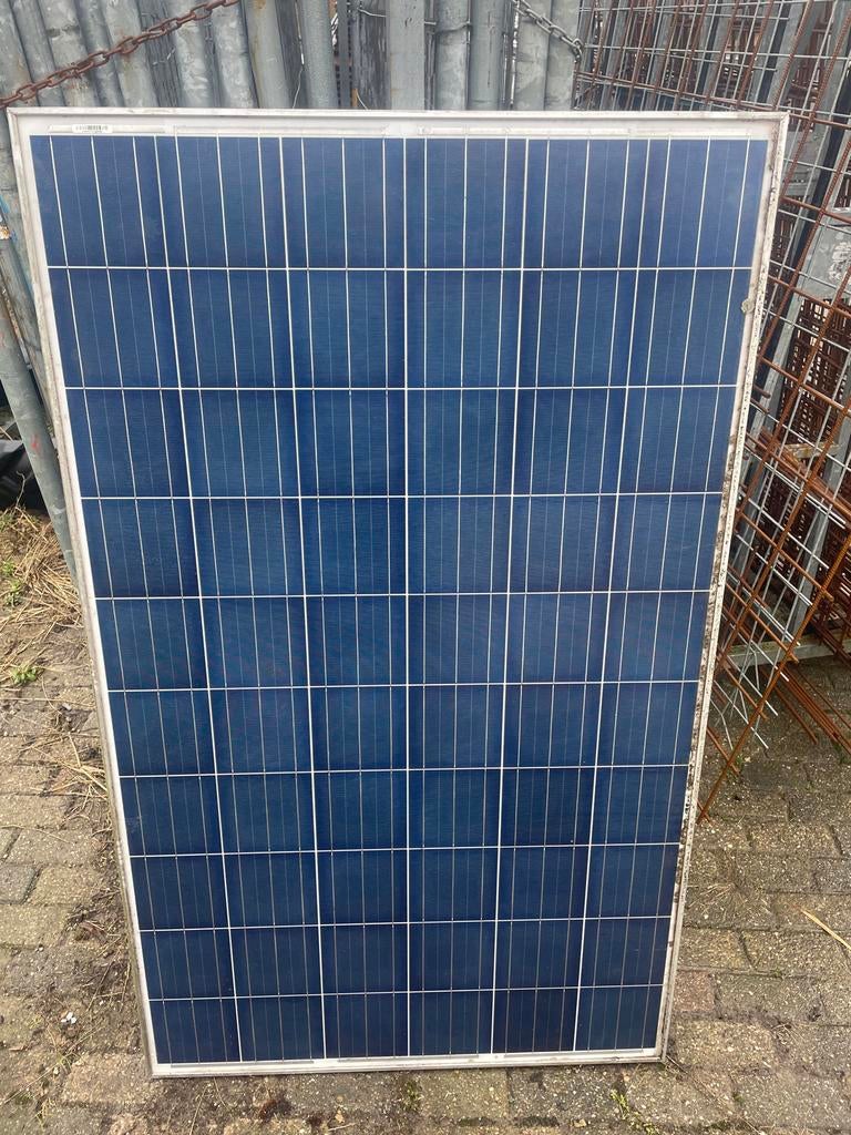 8 stuks CSUN Zonnepaneel 240Wp - Gebruikt maar functioneel, Doe-het-zelf en Verbouw, Zonnepanelen en Toebehoren, Ophalen of Verzenden