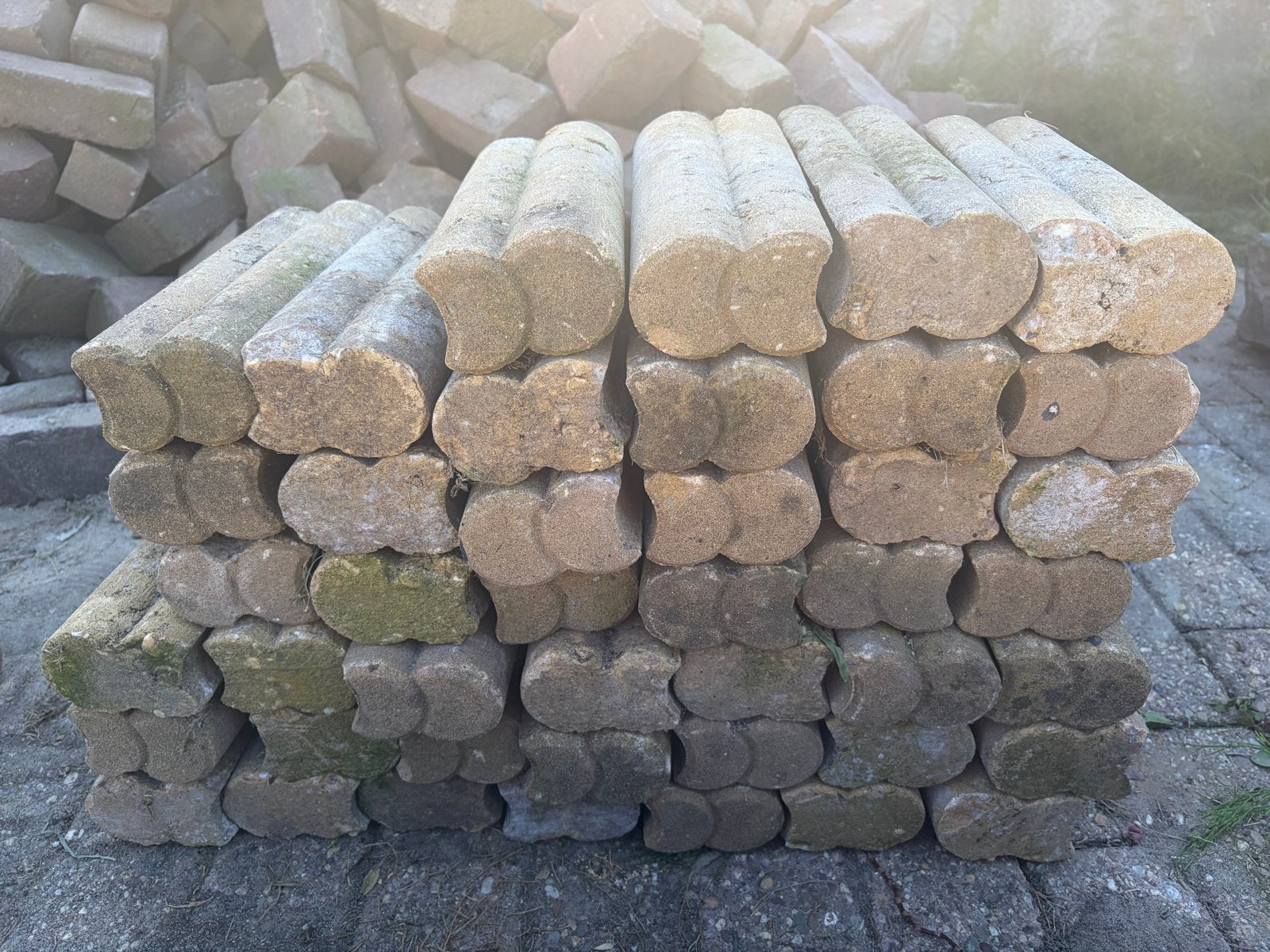 Partij betonnen palissaden / borderbeplanting randen (ca. 35, Tuin en Terras, Ophalen, Gebruikt, Border, Beton