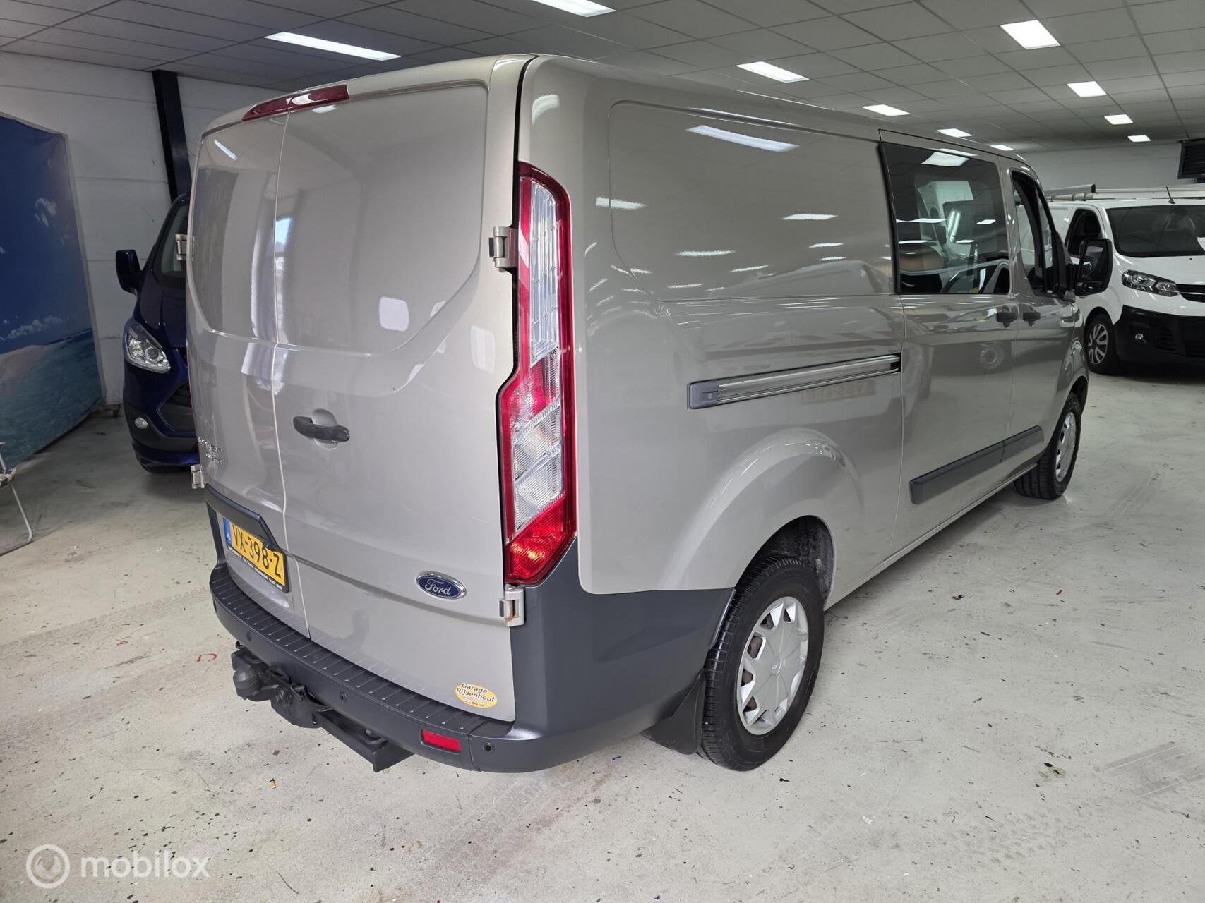 Ford Transit Custom 290 2.0 TDCI L2H1 Ambiente DC, Euro 6, 4 cilinders, Start-stop-systeem, Origineel Nederlands