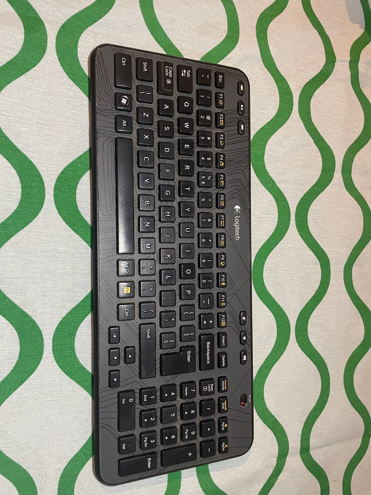 Logitech K360 Draadloos Toetsenbord, Gebruikt, Draadloze ontvanger, Ophalen of Verzenden, Draadloos