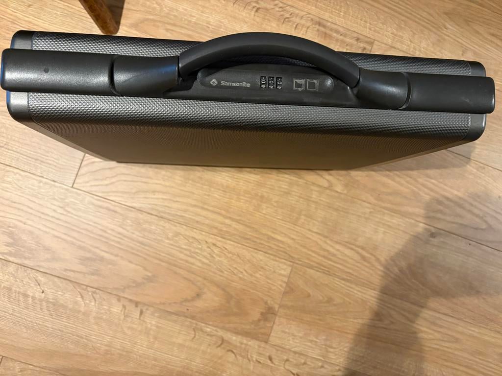 Samsonite Attachékoffer Hardshell - Slimline Uitvoering, Sieraden, Tassen en Uiterlijk, Koffers, Ophalen, Gebruikt, 50 tot 60 cm