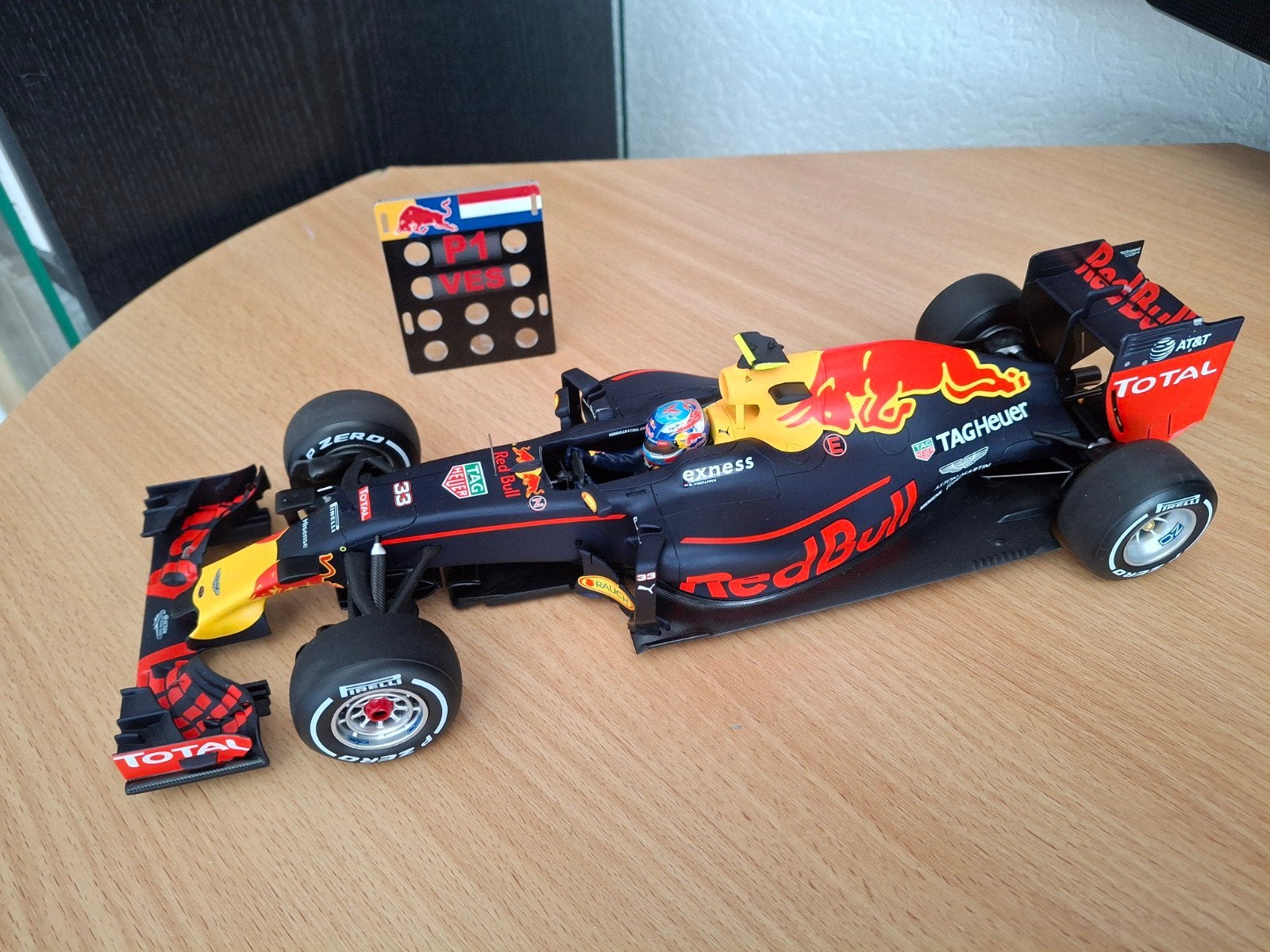 Max Verstappen Red Bull RB12 2016 Spanje GP Spark 1:18, Hobby en Vrije tijd, Modelauto's | 1:18, Ophalen of Verzenden, Zo goed als nieuw