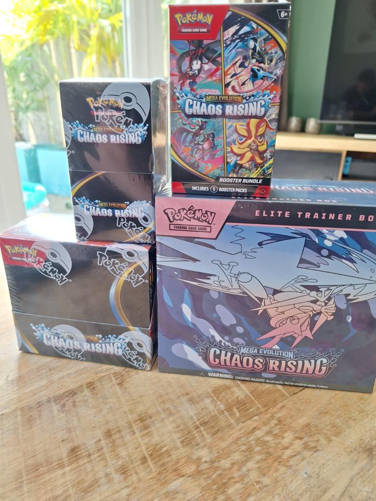 Pokémon Chaos Rising, Ophalen of Verzenden, Nieuw, Boosterbox