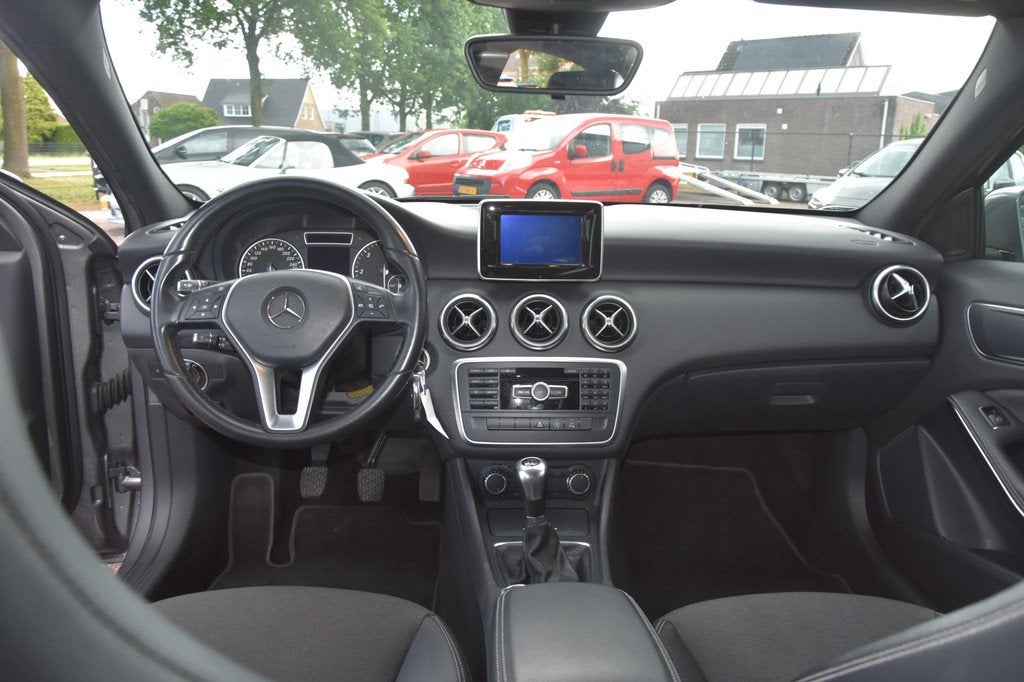 Mercedes-Benz A-Klasse 180 CDI Lease Edition Compleet uitgev, Auto's, Mercedes-Benz, Voorwielaandrijving, Euro 5, 28 km/l, Gebruikt