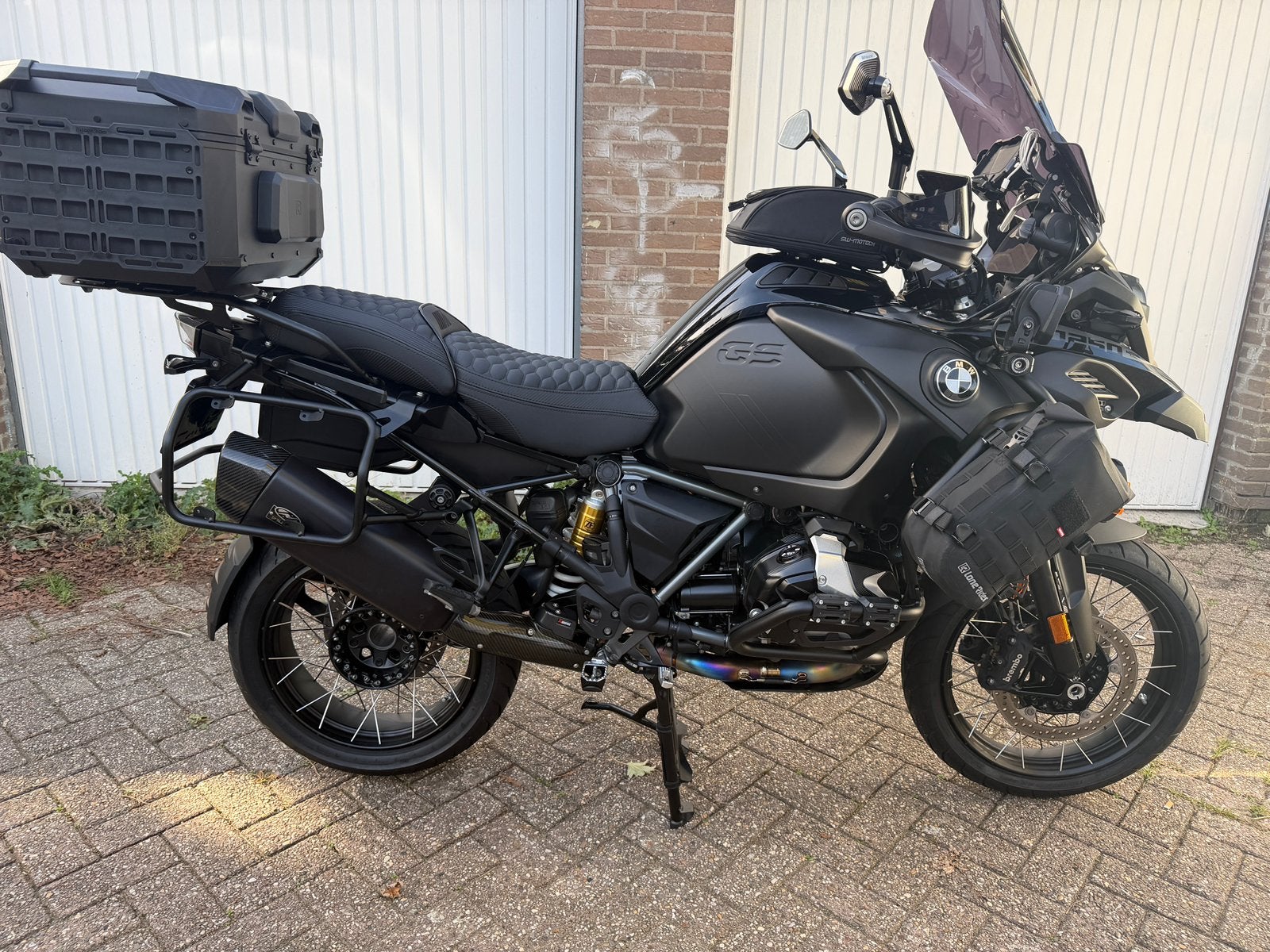 BMW R1250GS Adventure Triple Black Option 719 Shadow I & II, 2 cilinders, Motorrijbewijs A, Particulier, Quickshifter