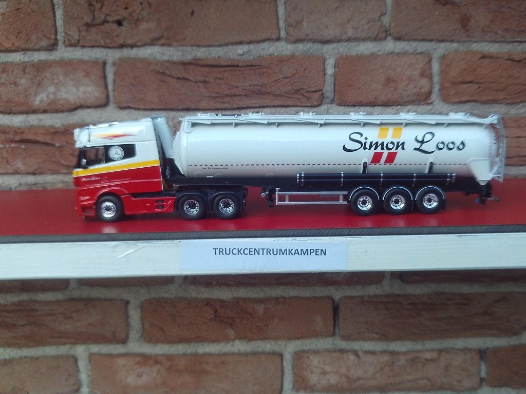Tekno  Mercedes  Actros  van  Simon  Loos.