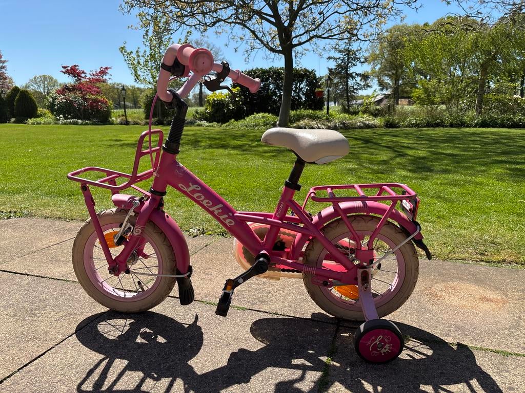 Loekie meisjesfiets 12 inch met zijwieltjes, Ophalen, Terugtraprem, Zijwieltjes, Gebruikt