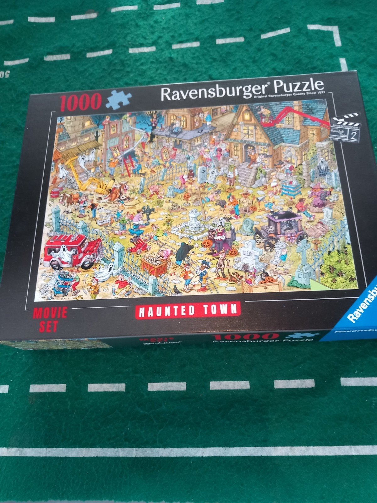 Ravensburger Legpuzzel 1000 stukjes Haunted Town, Hobby en Vrije tijd, Denksport en Puzzels, Ophalen of Verzenden, 500 t/m 1500 stukjes
