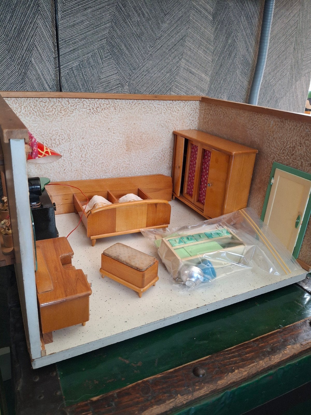 Kibri Poppenhuis Slaapkamer & Keukenonderdelen Jaren '50, Ophalen of Verzenden