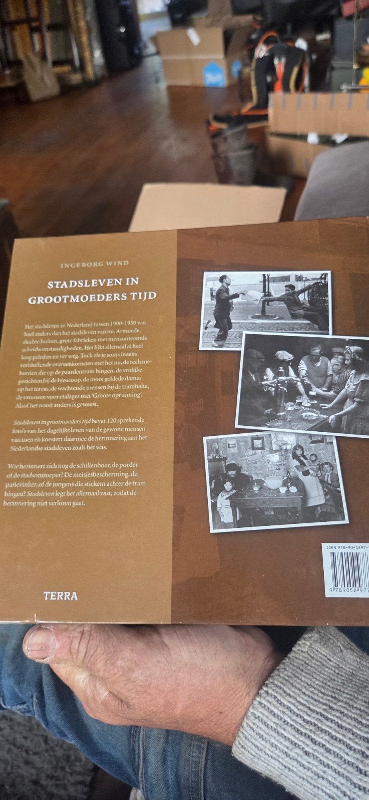 Stadsleven in Grootmoeders Tijd - Ingeborg Wind, Boeken, Europa, Zo goed als nieuw, Ingeborg Wind, Ophalen