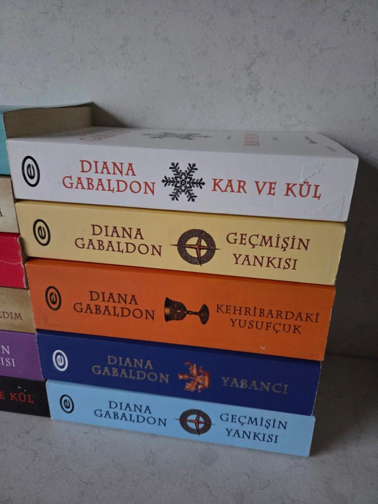 11x Diana Gabaldon / Outlander - Turkse Turkije boeken, Ophalen of Verzenden, Gelezen