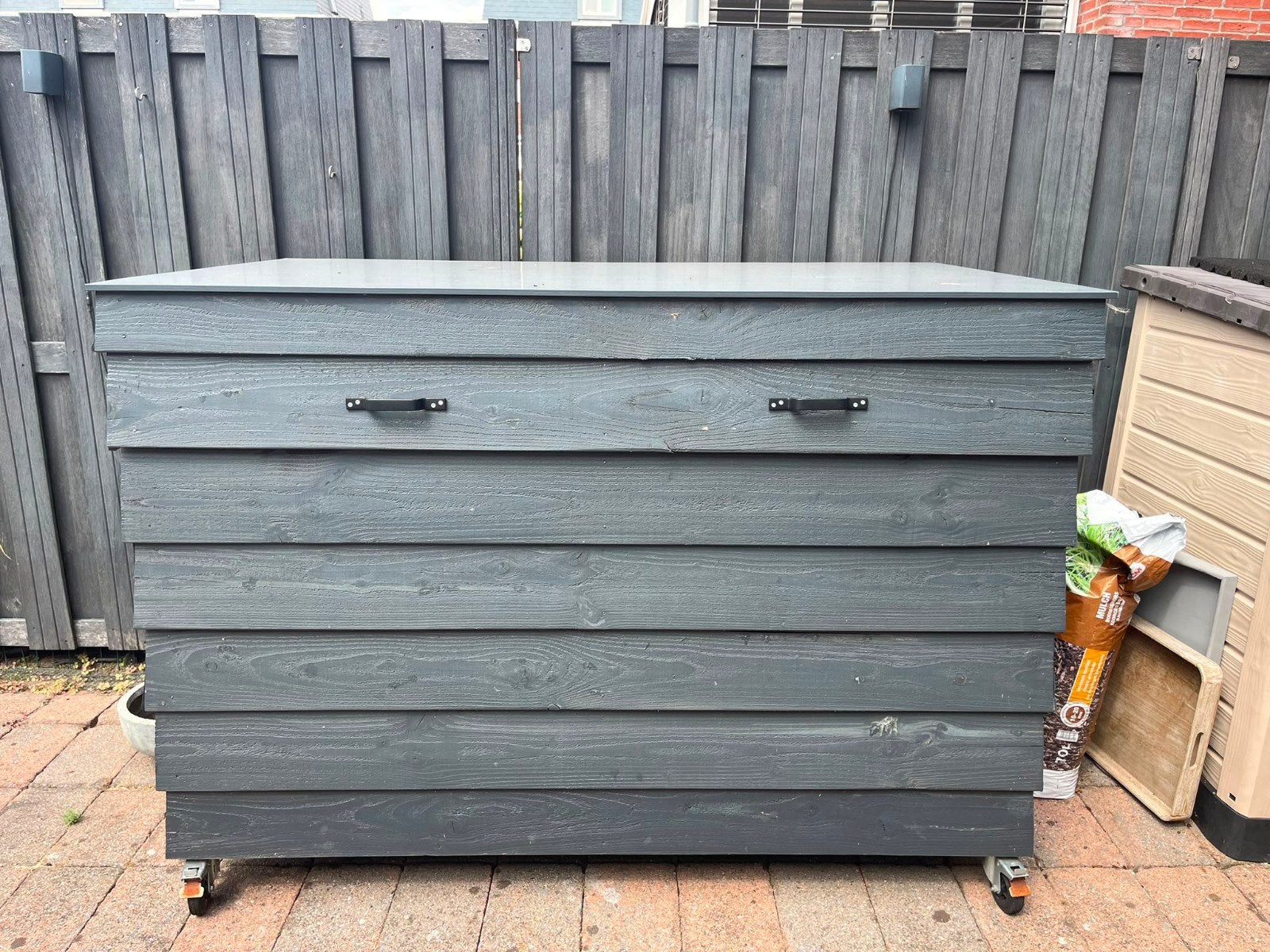 Barbecue omkasting, Ophalen, Zo goed als nieuw, Hout, Overige typen