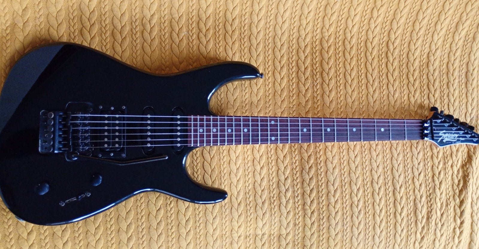 Squier HM2 Superstrat Made in Korea, Ophalen, Gebruikt, Solid body, Fender