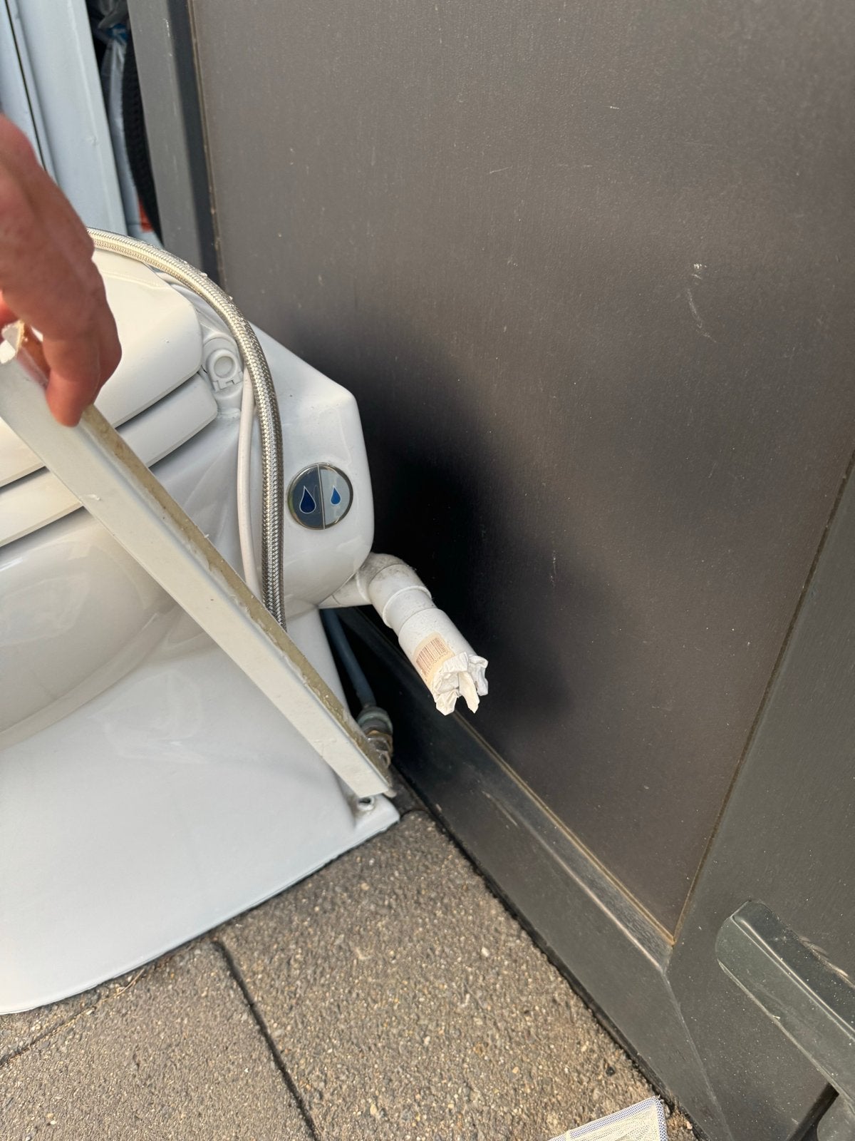 Foto 2 van Sani-Turbine Toilet met vermaler SFA SANIBROYEUR