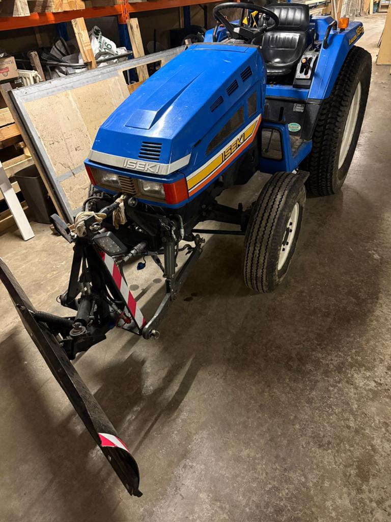 Iseki compact tractor, gebruikt, Ophalen, Gebruikt