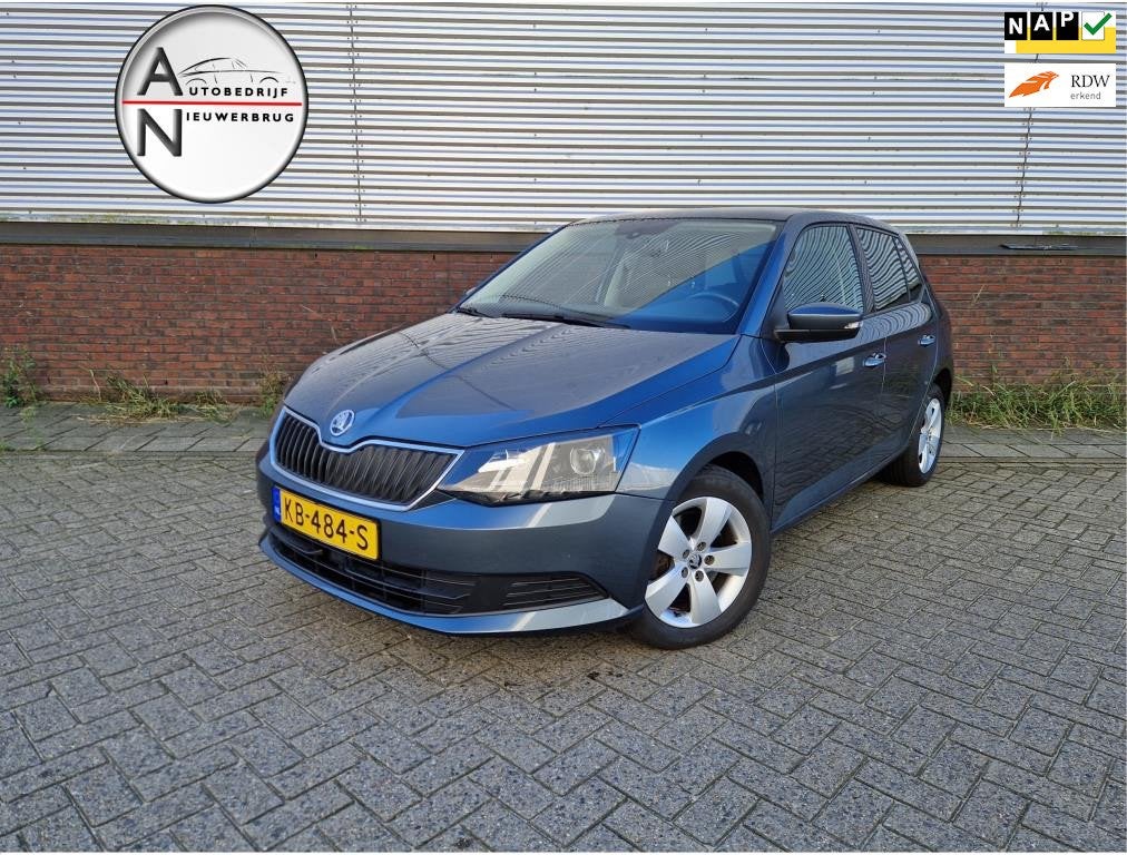 Skoda Fabia 1.2 TSI Automaat DSG Navigatie PDC Panoramadak, Auto's, Stof, Gebruikt, 4 cilinders, 1054 kg