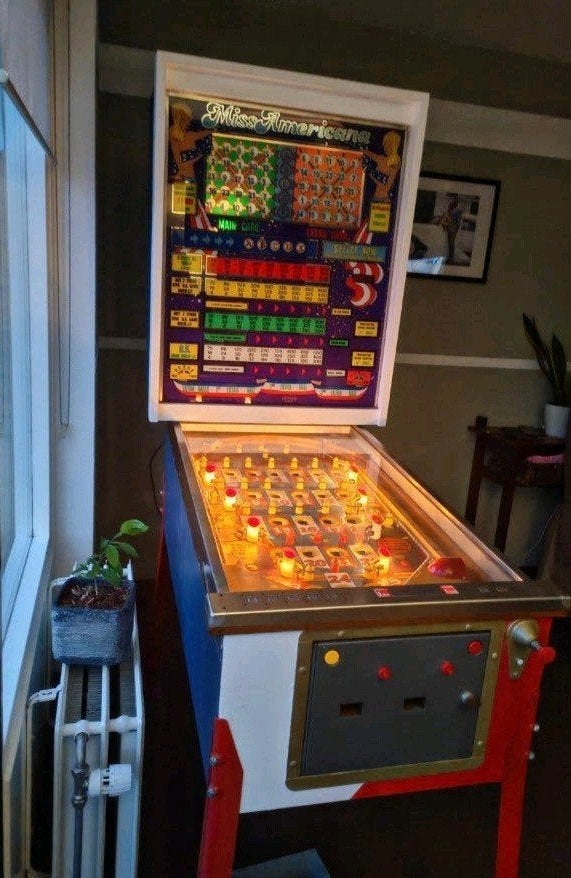 Vintage bingokast 'Miss Americana'  - of RUILEN, Verzamelen, Ophalen, Gebruikt