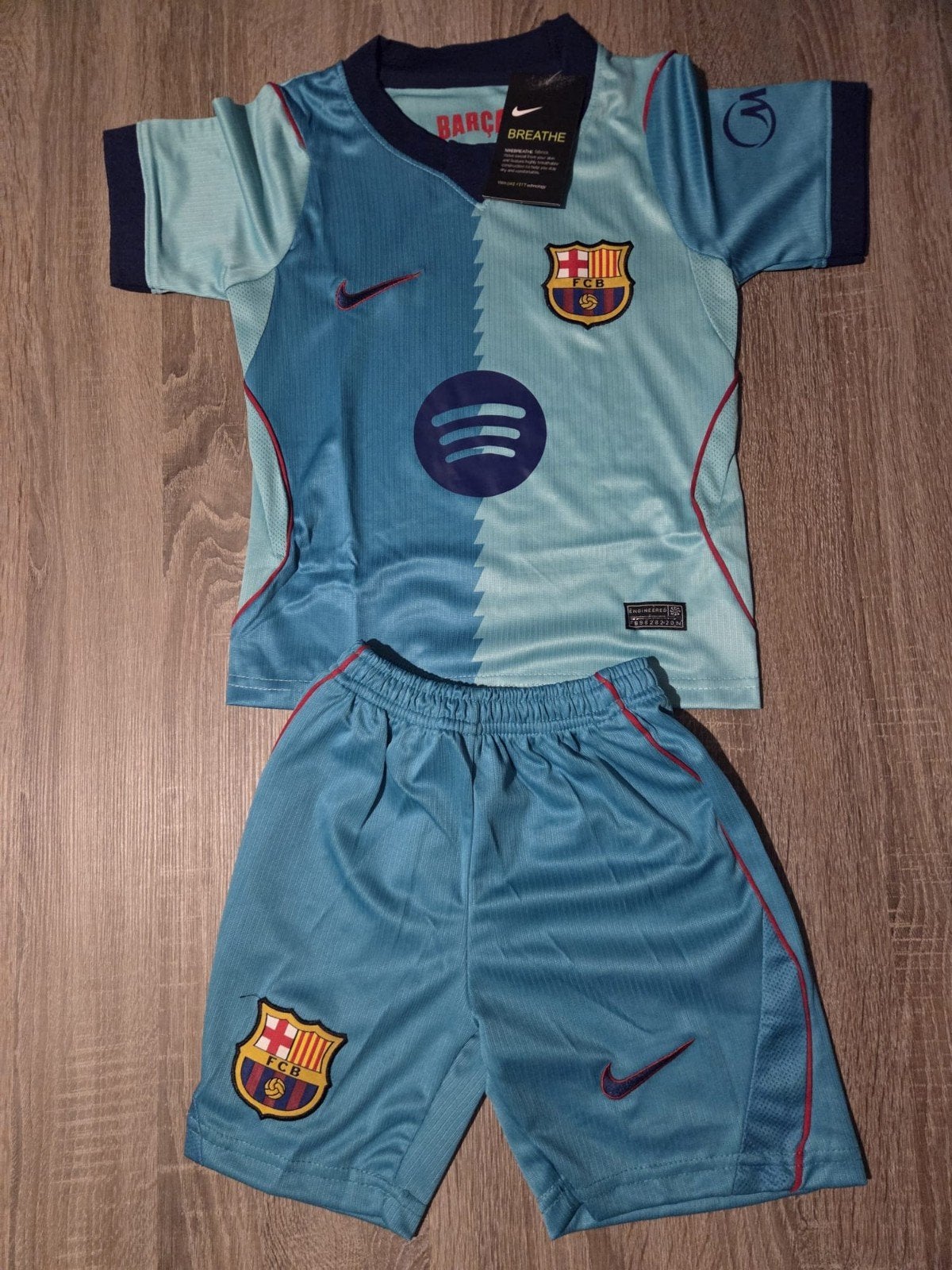 FC Barcelona 3e tenue (derde shirt) maat 122-128, Ophalen of Verzenden