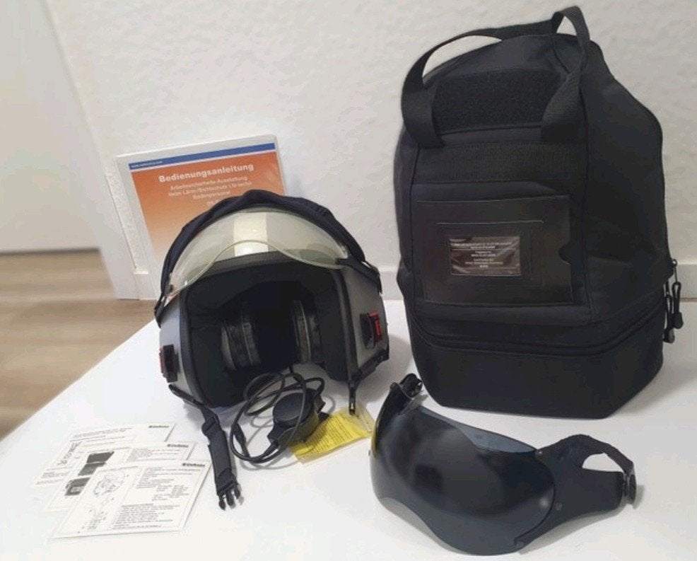 Duitse Bundesluftwaffe ground crew helm, Verzamelen, Verzenden, Luchtmacht, Duitsland, Helm of Baret