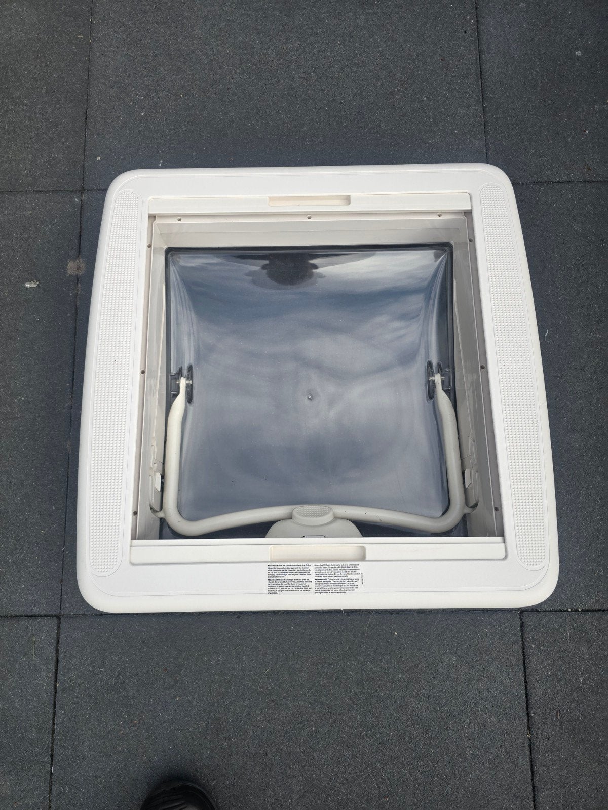 Dakluik 40x40 met hor en verduistering, Ophalen, Gebruikt