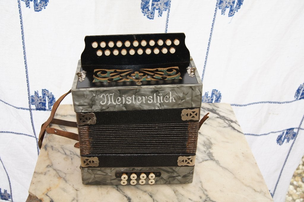 Meistersluck  en viking stradella Muziekinstrument, Muziek en Instrumenten, Accordeons, Gebruikt, Overige formaten, Ophalen of Verzenden