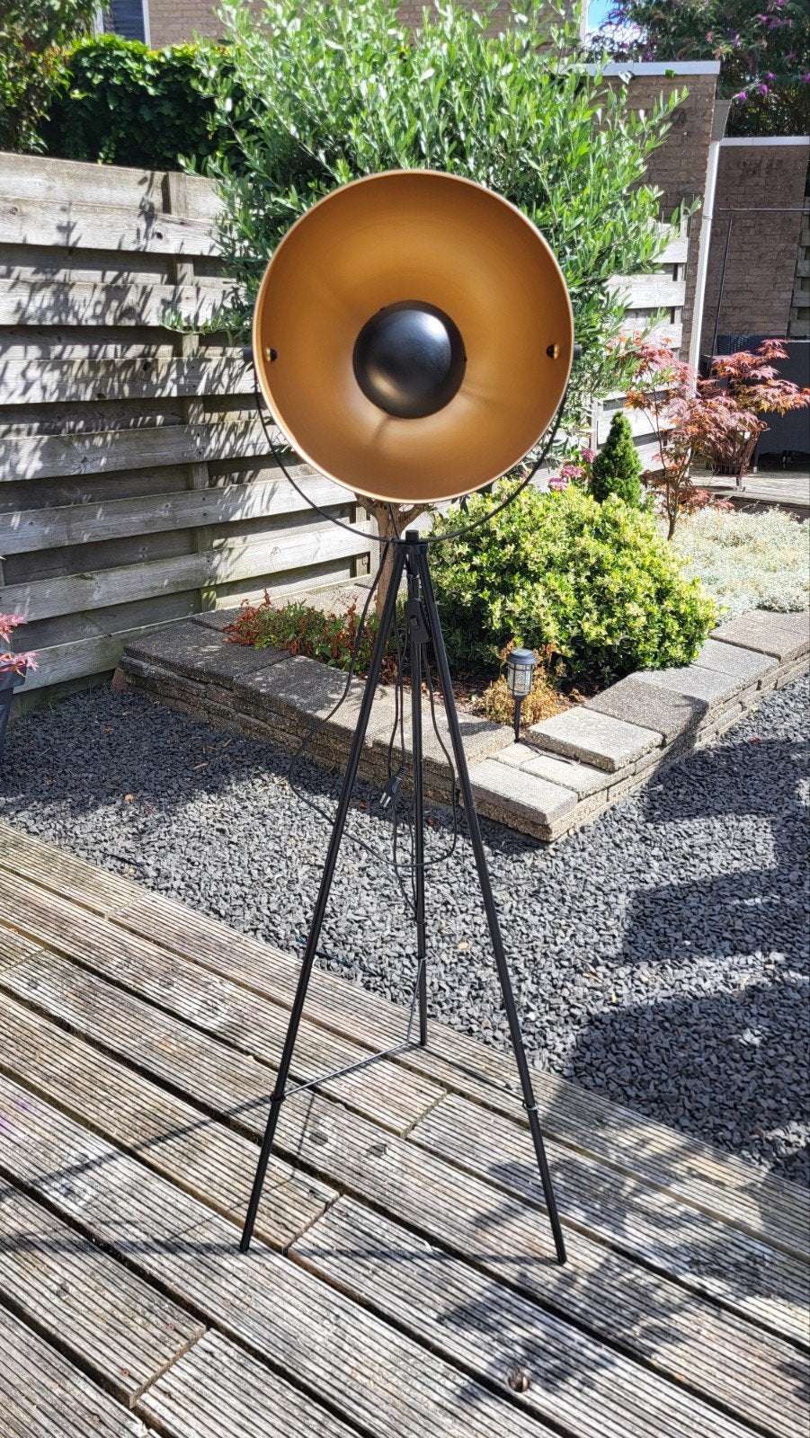 Staande lamp met tripod onderstel - industrieel design, Ophalen, Gebruikt, E27 (groot), Metaal