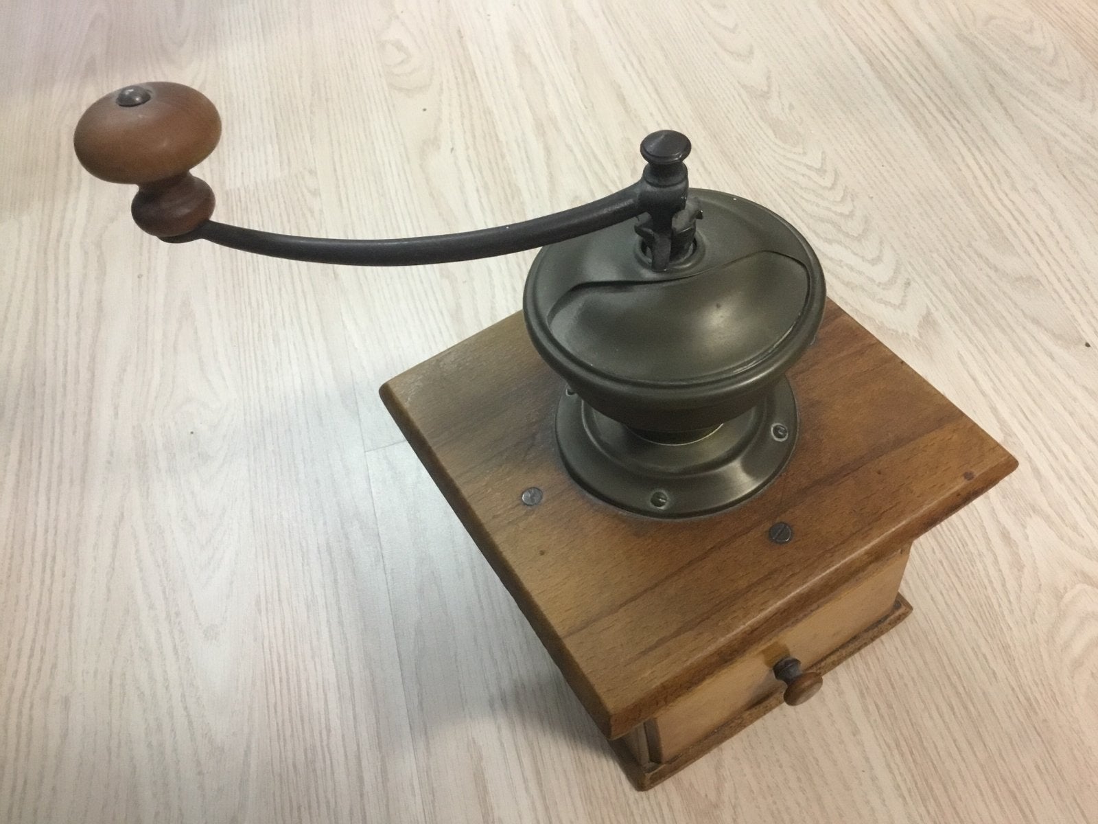 Antieke Koffiemolen - Hout en Metaal, Antiek en Kunst, Antiek | Keukenbenodigdheden, Ophalen of Verzenden