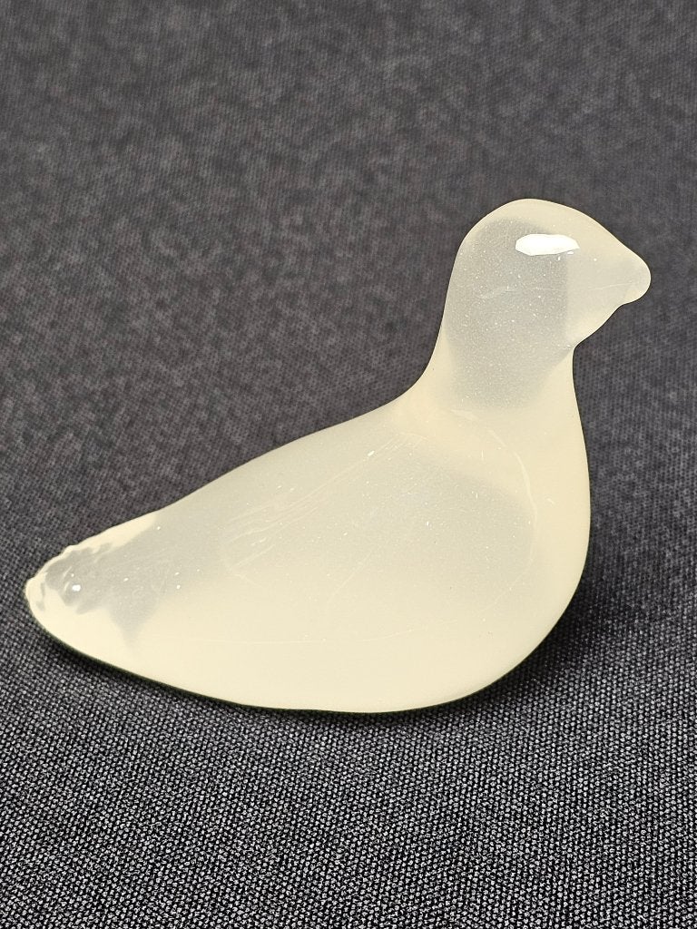 # Hadeland opaline wit glazen vogel gemarkeerd uit noorwegen, Ophalen of Verzenden, Beeld, Vogel