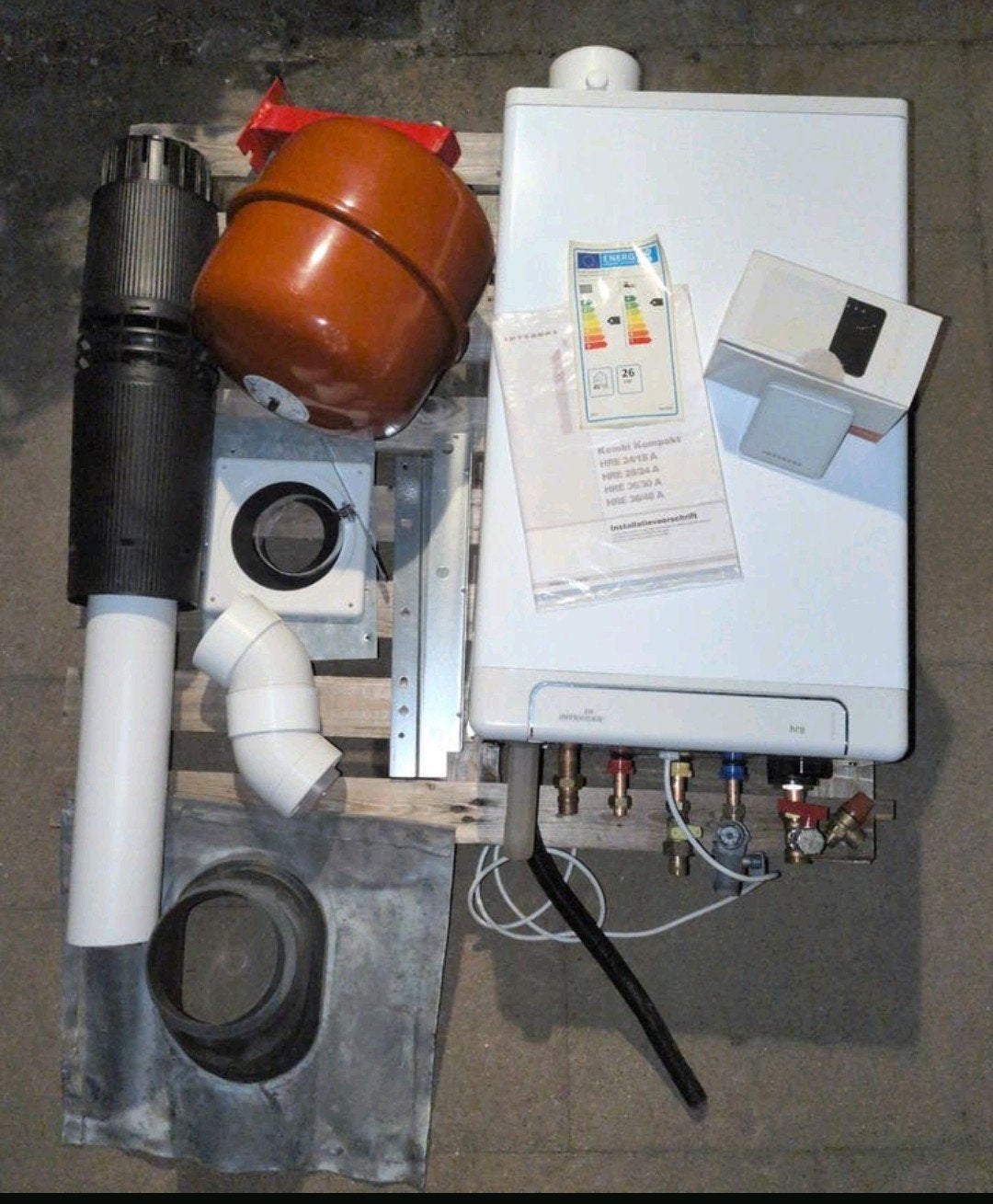 Intergas Kompakt HRE 36/30 A CV-ketel, Ophalen, Zo goed als nieuw, Cv-ketel of Combi-ketel